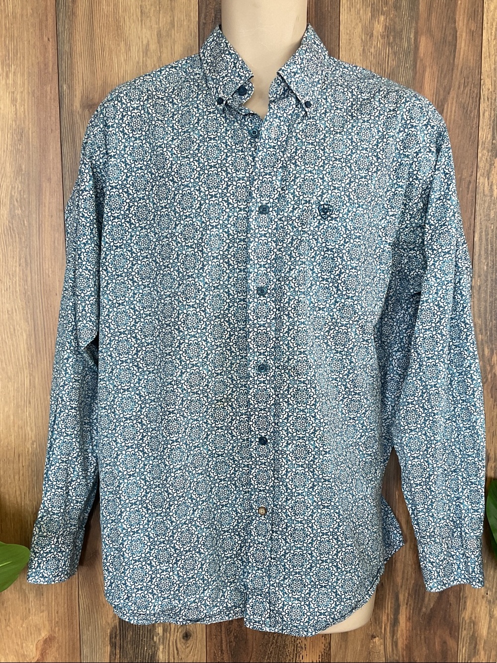 Ariat Santiago Geometric Button-Down Long Sleeve Western Shirt L 308B